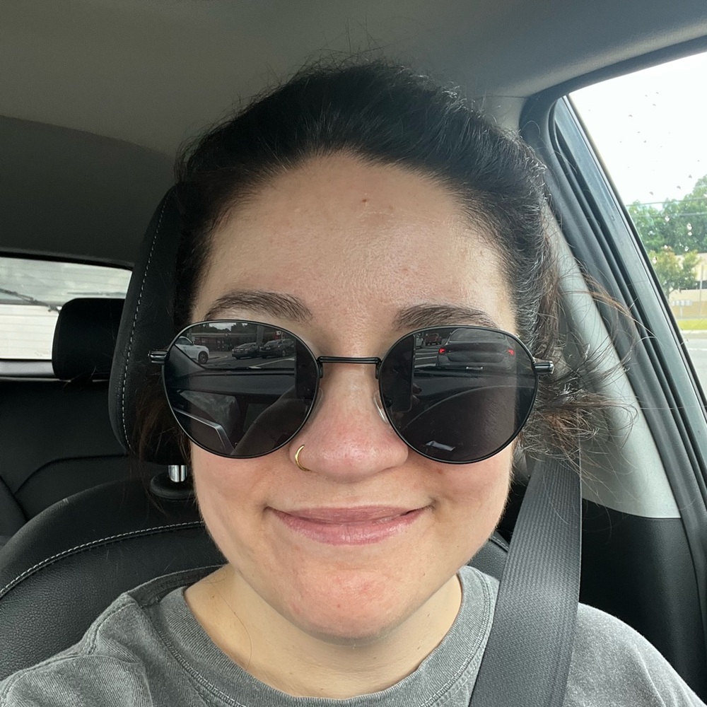 Meet your Posher, Leah